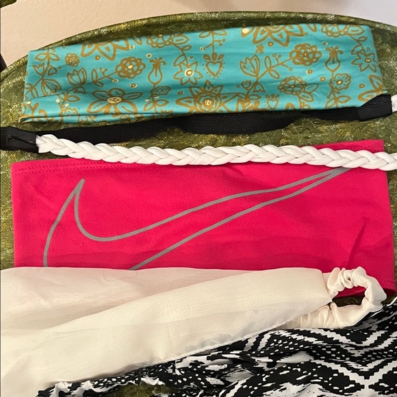 Headbands - Picture 2 of 5